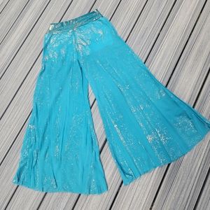 M beachy blueish bottoms